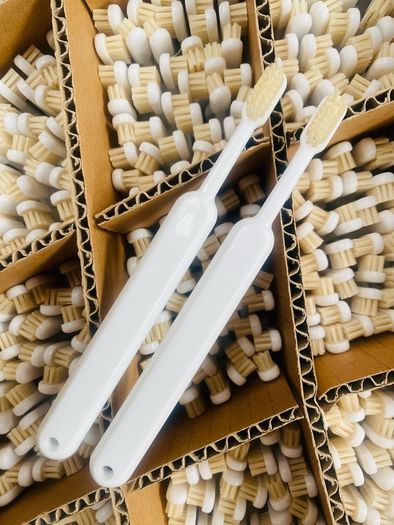 200 Sets - Kids Bamboo Toothbrush Sets - Rrp 6.99 Each!