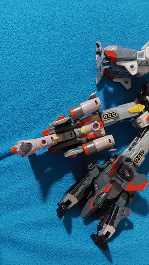 Transformer  / toy / combiner