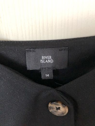 River Island Women's Black buttoned top