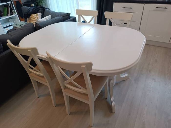 Solid wood heavy dining Table ( extendable )