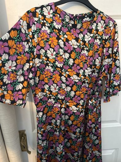 V by very dress