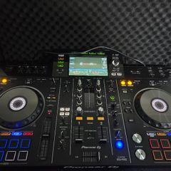 Pioneer XDJ-RX2 & Carry Bag & Dust Cover