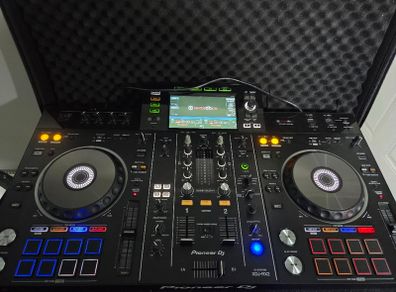 Pioneer XDJ-RX2 & Carry Bag & Dust Cover