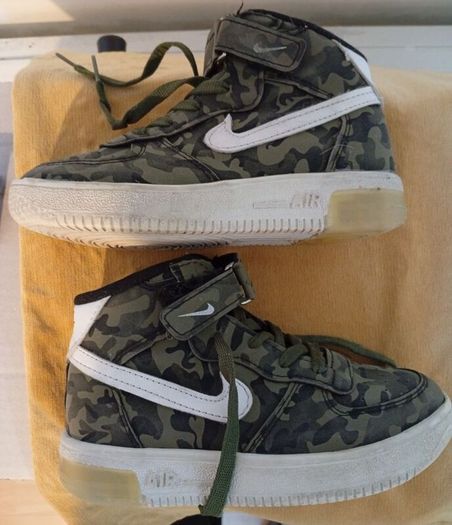 Air force 1 Trainers ((Kids Size 30))
