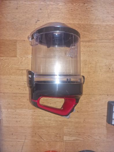Bagless Vacuum cleaner ESSENTIALS