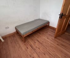 Single bed with mattress