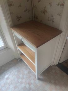 Free standing kitchen island