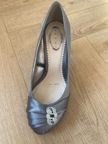 New Debut Shoes Size 3