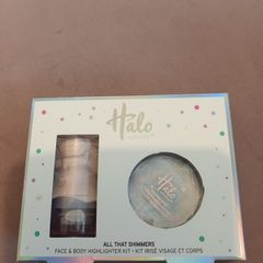 Face and body highlighter kit