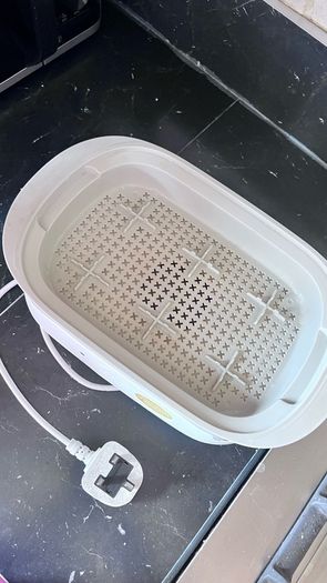Tommy Tippee steriliser