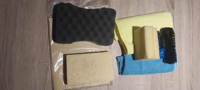 Car cleaning kit