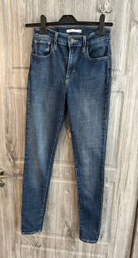 Levi 721 High Rise Skinny Jeans 26