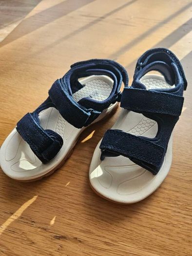boys sandals