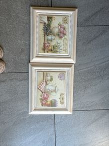Free wall plaques