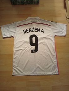 Real Madrid Jersey ((Benzema 9)) Adult L