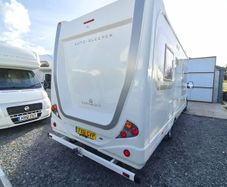 Camper