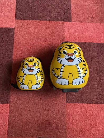 Kids fun luggage set