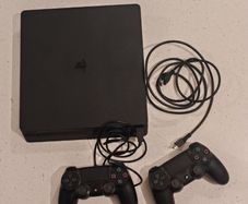 PS4 Slim Bundle