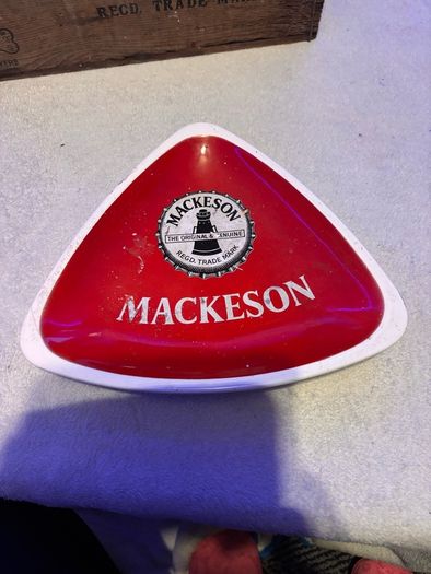 Ashtray Mackeson