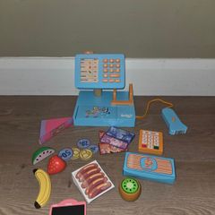 Bluey wooden shop play set