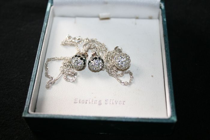 Silver 925 Earrings and a Necklace with a Pendant length 19" - 4,3g