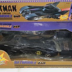 Batman Remote Control Batmobile with Blazing Rubine Light Toy Biz 1989
