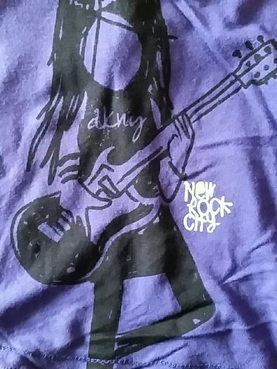 DKNY baby t shirt