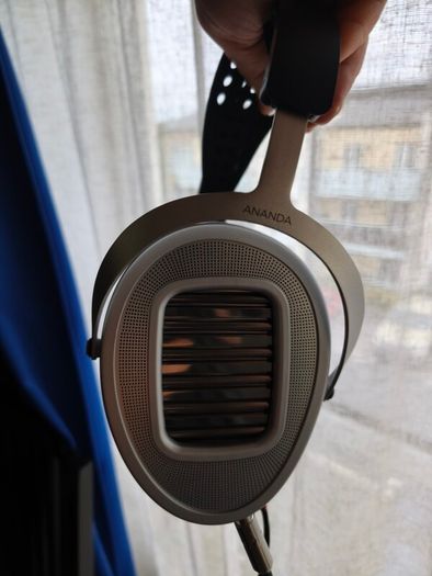 Hifiman Ananda Unveiled