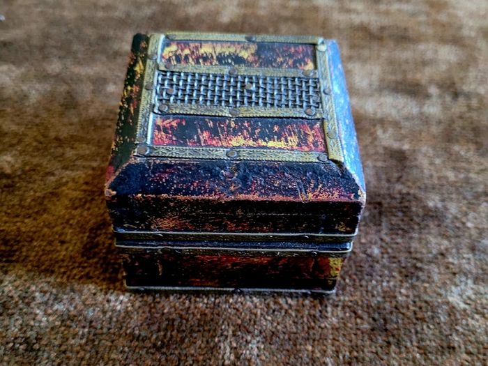 Vintage brass/wood jewellery box
