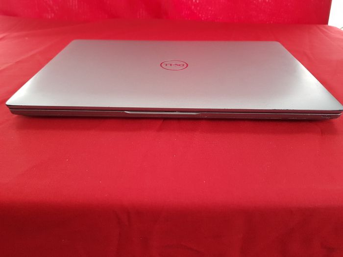 Dell Latitude 5420 (Touchscreen), i7 Cpu (11th gen), 32 GB Ram,256 GB (SSD).