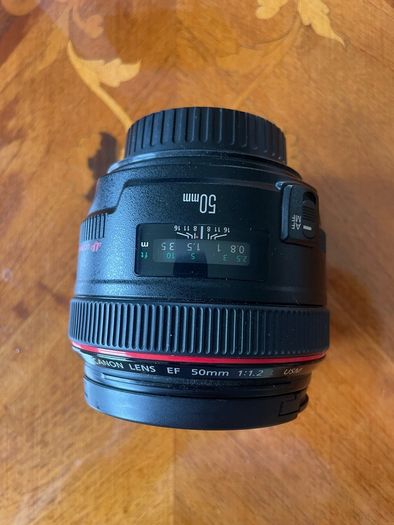 Canon EF 50mm f/1.2L USM