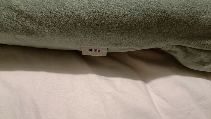 Pregnancy pillow-free