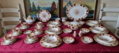 Rare 45 Piece Royal Albert Lady Hamilton Bone China Gold Gilt Dinner And Tea Service / Set For 6 Person Setting Made In England
