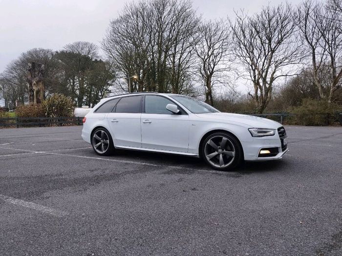 Audi A4 S line Black Edition Quatro 177BHP