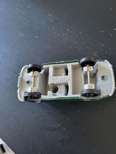 die cast corgi morris minor