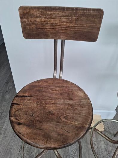 Bar Stools Rustic Industrial style