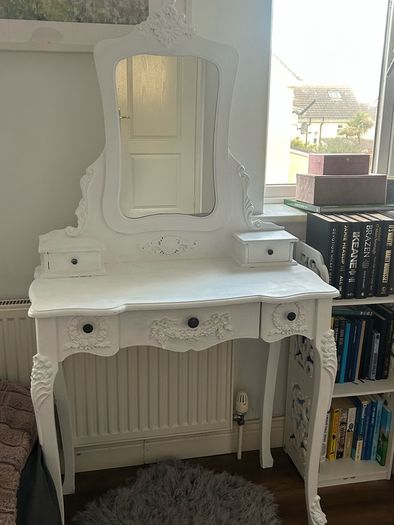 Vanity with mirror
