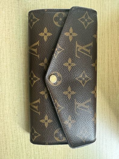 Louis Vuitton Ladies Purse