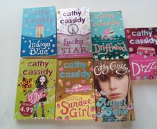 7 x Cathy Cassidy books