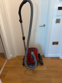 Miele Complete C3 Cat & Dog Vacuum Cleaner