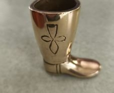 Solid brass sculpture: || Boot Ashtray || Vintage small item in perfect condition || Brass army boot / wellies / brass boot