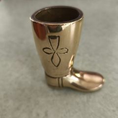 Solid brass sculpture: || Boot Ashtray || Vintage small item in perfect condition || Brass army boot / wellies / brass boot