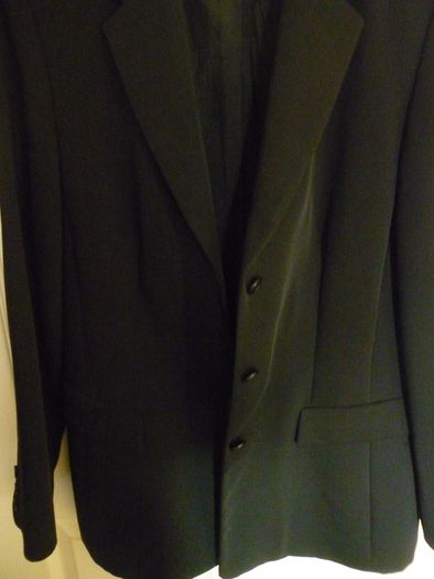 Gerry Weber Classic Dressy Formal Jacket Blazer.  Size Medium 12/14   Colour Jet Black. Excellent Condition.