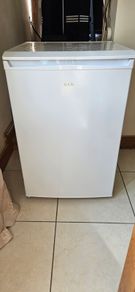 Logic freezer