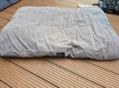 Large dog's bed