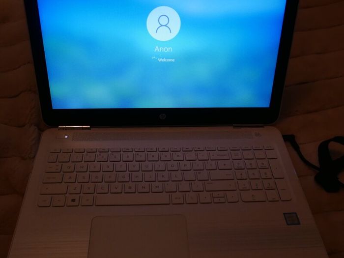 Hp Pavilion laptop i5-6200 - 8GB RAM GB 256 NVME SSD. Windows 10