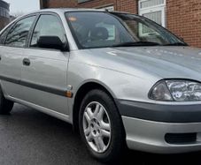 4 x Genuine Toyota Avensis 15'' Hubcaps Wheel Trims Covers