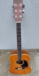 Martin D35 from 1973. Vintage tone Queen