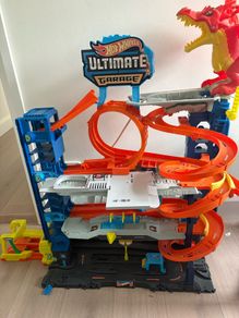 Hot Wheels Ultimate Garage