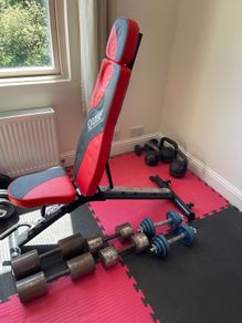 Adjustable gym bench